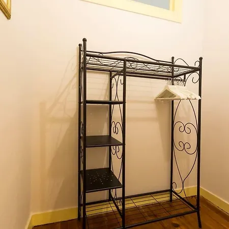 Ola - Rato Terrace Iv ליסבון