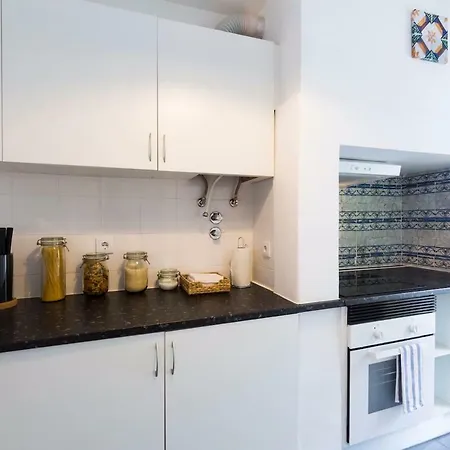 Ola - Rato Terrace Iv דירה